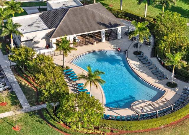 Property at 23269 SW 111th Ave, Homestead, FL 33032, 3 beds, 2.5 baths