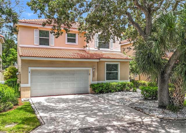 Property at 15329 SW 51st St, Davie, FL 33331, 4 beds, 2.5 baths