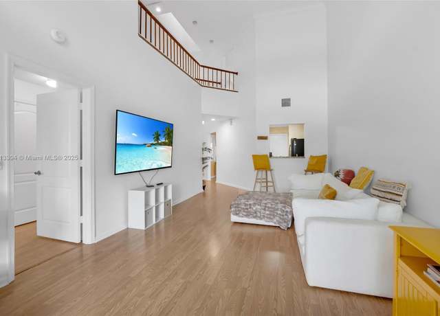Property at 9280 Boca Gardens Pkwy Unit B, Boca Raton, FL 33496, 3 beds, 2.5 baths