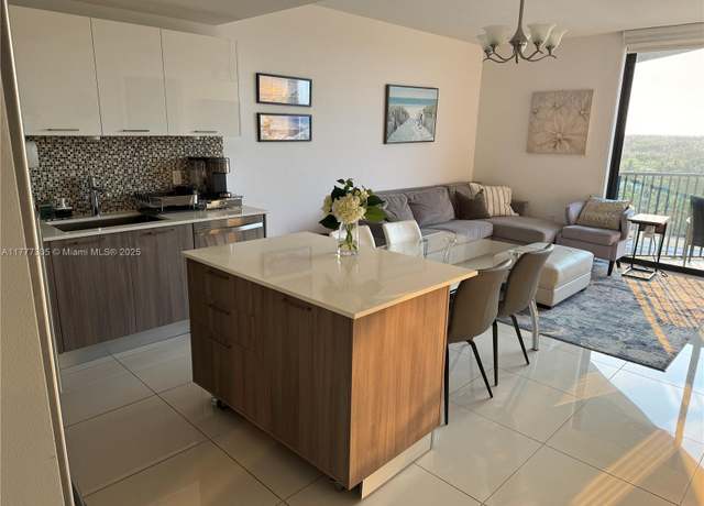 Property at 5300 Paseo Blvd #608, Doral, FL 33166, 1 bed, 1 bath