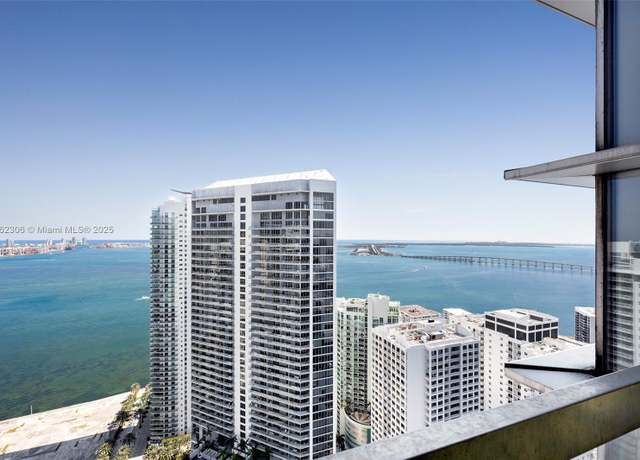 Property at 1395 Brickell Ave #3409, Miami, FL 33131, 1 bed, 1.5 baths