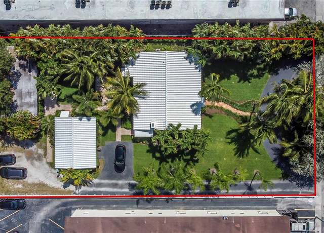 Property at 2535 Lincoln St, Hollywood, FL 33020, 4 beds, 5 baths