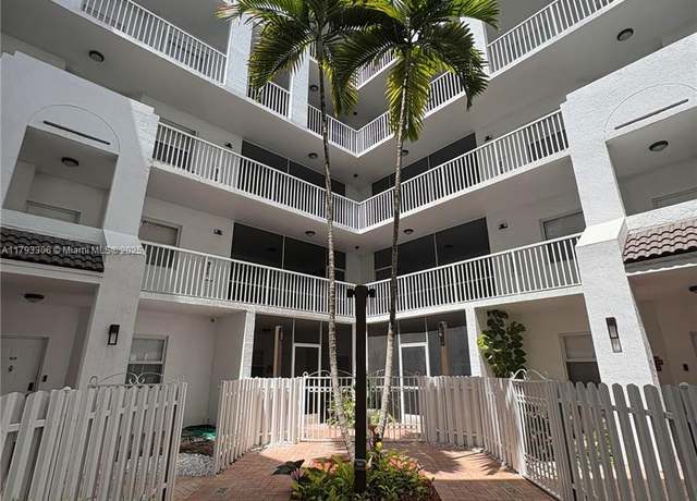 Property at 10730 NW 66th St #512, Doral, FL 33178, 3 beds, 2 baths