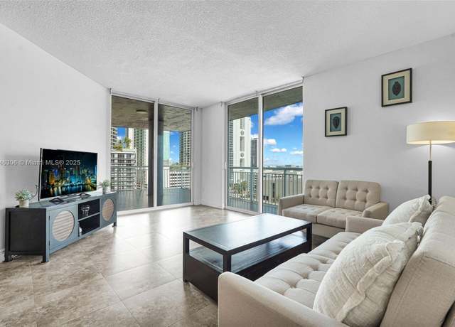 Property at 275 NE 18th St #1107, Miami, FL 33132, 3 beds, 2 baths