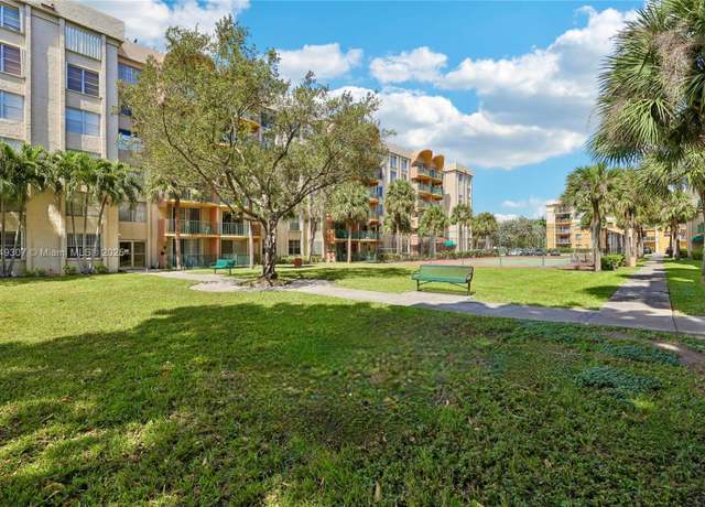 Property at 9360 Fontainebleau Blvd #612, Miami, FL 33172, 1 bed, 1 bath