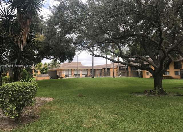 Property at 5831 Washington St #45, Hollywood, FL 33023, 1 bed, 1 bath