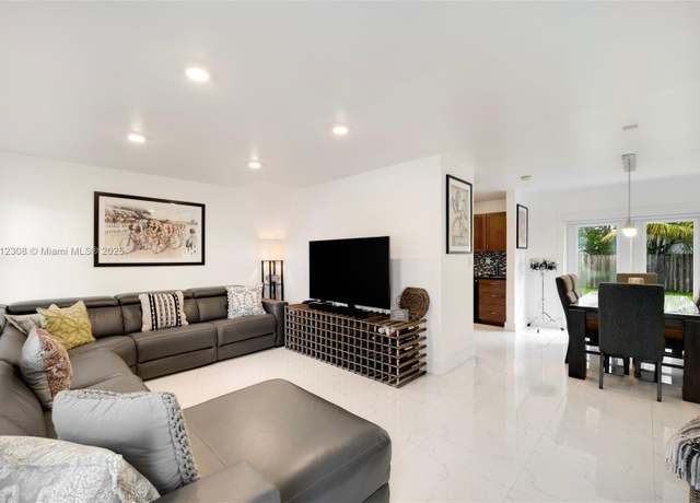 Property at 8943 SW 128th St, Miami, FL 33176, 4 beds, 2 baths