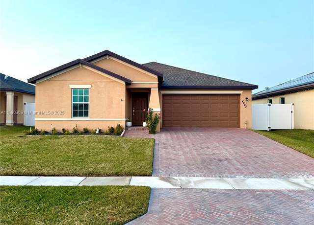 Property at 4242 Thurso Ln, Fort Pierce, FL 34947, 3 beds, 2 baths