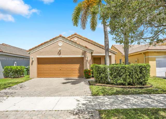 Property at 1153 Areca Way, Weston, FL 33327, 3 beds, 2 baths