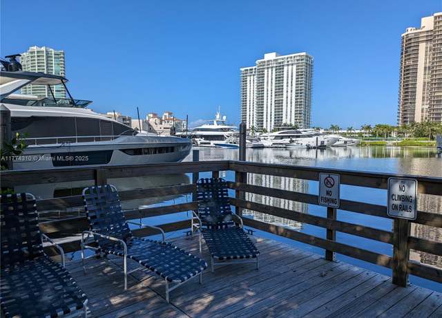 Property at 19501 E Country Club Dr #9305, Aventura, FL 33180, 1 bed, 1 bath