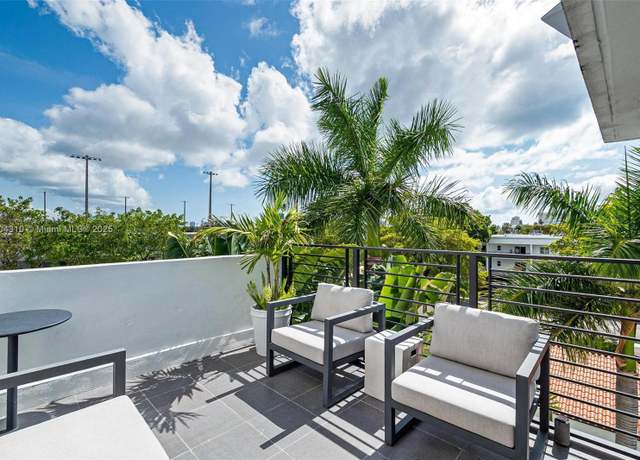 Property at 1024 Lenox Ave #8, Miami Beach, FL 33139, 4 beds, 3.5 baths