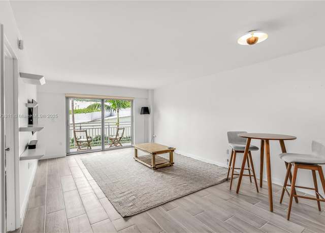 Property at 1025 Alton Rd #308, Miami Beach, FL 33139, 1 bed, 1.5 baths