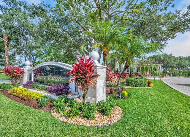 Property at 4123 W Lake Estates Dr, Davie, FL 33328, 5 beds, 4 baths