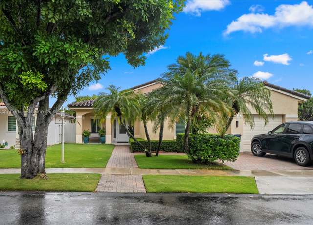 Property at 6630 SW 159th Pl, Miami, FL 33193, 4 beds, 2 baths