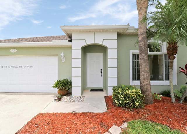 Property at 4735 SE Winter Haven Ct, Stuart, FL 34997, 3 beds, 2 baths