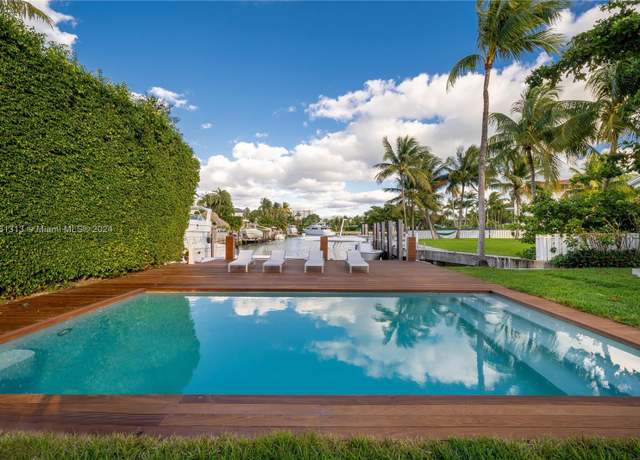 Property at 861 Harbor Dr, Key Biscayne, FL 33149, 5 beds, 4 baths