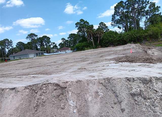 Property at 3001 Pearl Ave S, Lehigh Acres, FL 33976, 3 beds, 3 baths