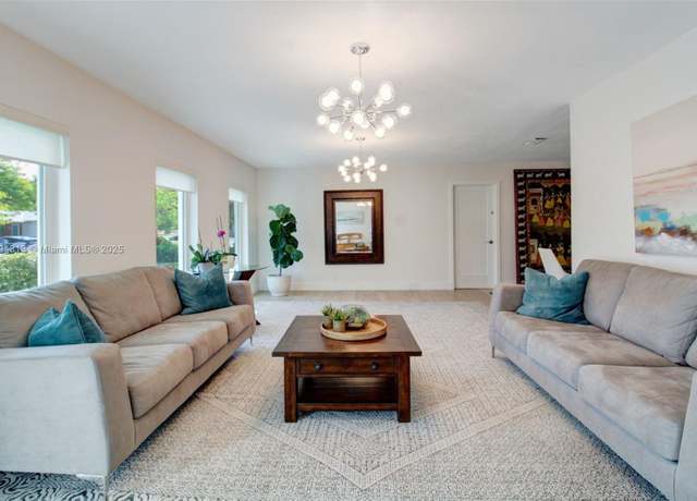 Property at 10861 SW 126th St, Miami, FL 33176, 5 beds, 4 baths