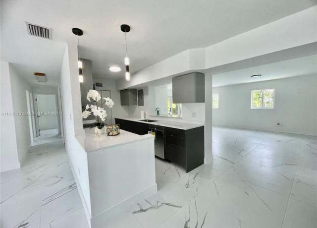 Property at 11520 SW 57th St, Miami, FL 33173, 5 beds, 3.5 baths