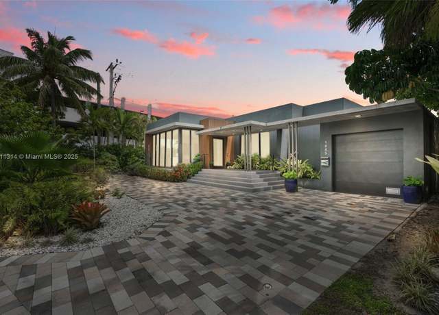 Property at 1845 NE 124th St, North Miami, FL 33181, 4 beds, 4.5 baths