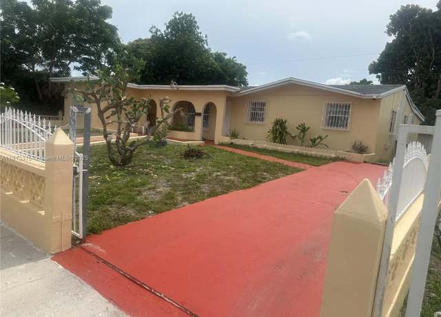 Property at 17435 NW 48th Ct, Miami Gardens, FL 33055, 6 beds, 4 baths