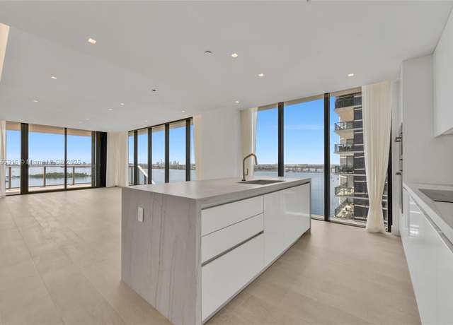 Property at 700 NE 24th St #1207, Miami, FL 33137, 4 beds, 5.5 baths