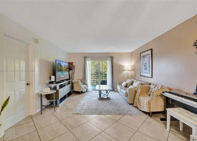 Property at 4111 Stirling Rd #502, Dania Beach, FL 33314, 2 beds, 2 baths
