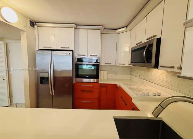 Property at 1817 S Ocean Dr #622, Hallandale Beach, FL 33009, 1 bed, 1.5 baths