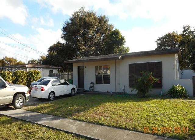 Property at 800 NW 33rd Ave, Lauderhill, FL 33311, 3 beds, 2 baths