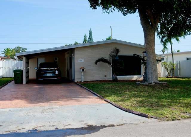Property at 7000 SW 10th St, Pembroke Pines, FL 33023, 3 beds, 2 baths