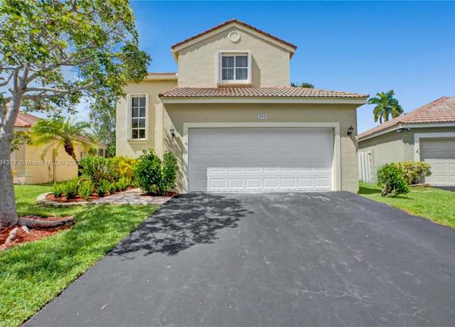 Property at 797 Chimney Rock Rd, Weston, FL 33327, 5 beds, 3.5 baths