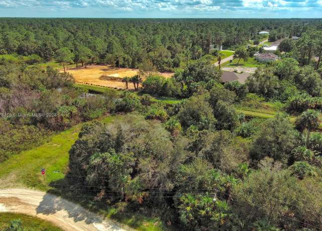 Property at 862 Ashland St E, Lehigh Acres, FL 33974
