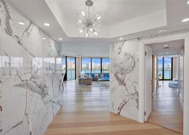 Property at 4000 Island Blvd #906, Aventura, FL 33160, 2 beds, 2 baths