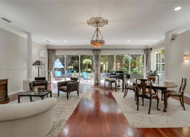 Property at 115 Winter Club Ct, Palm Beach Gardens, FL 33410, 3 beds, 2 baths