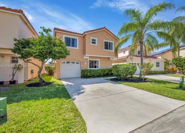 Property at 1091 SE 6th Ave, Dania Beach, FL 33004, 3 beds, 2.5 baths