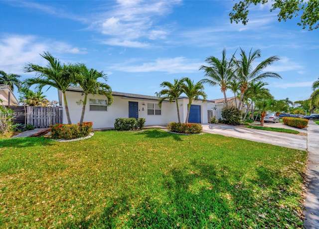 Property at 205 SE 5th St, Dania Beach, FL 33004, 2 beds, 2 baths