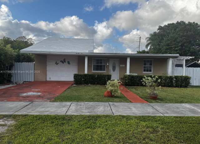 Property at 10031 SW 46th St, Miami, FL 33165, 3 beds, 3 baths