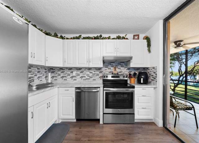 Property at 665 NE 195th St #223, Miami, FL 33179, 2 beds, 2 baths