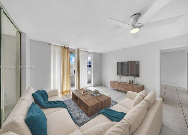 Property at 465 Ocean Dr #507, Miami Beach, FL 33139, 1 bed, 1 bath