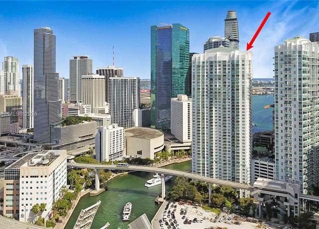 Property at 31 SE 5th St #3916, Miami, FL 33131, 2 beds, 2.5 baths