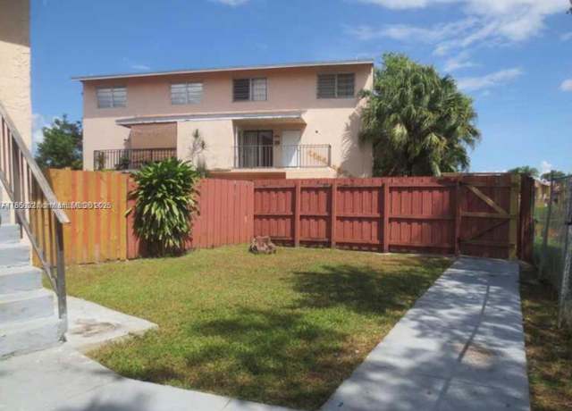 Property at 15665 SW 82nd Cir Ln Unit 4-4, Miami, FL 33193, 2 beds, 2 baths