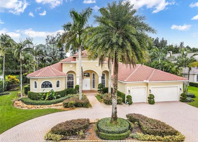 Property at 12854 Stonebrook Dr, Davie, FL 33330, 5 beds, 5.5 baths