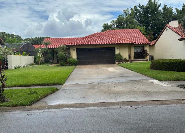 Property at 8107 Marcella, Orlando, FL 32836, 3 beds, 2 baths