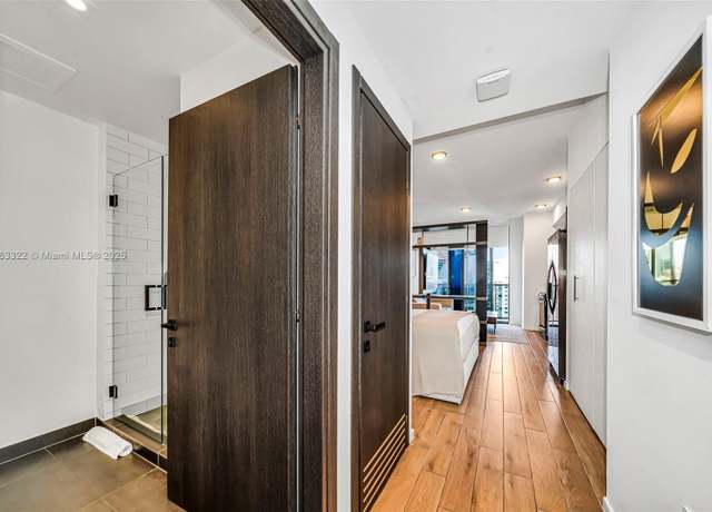 Property at 398 NE 5th St #4416, Miami, FL 33132, 1 bath