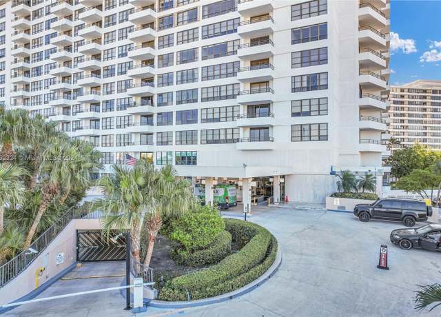 Property at 2500 Parkview Dr #2411, Hallandale Beach, FL 33009, 1 bed, 1.5 baths