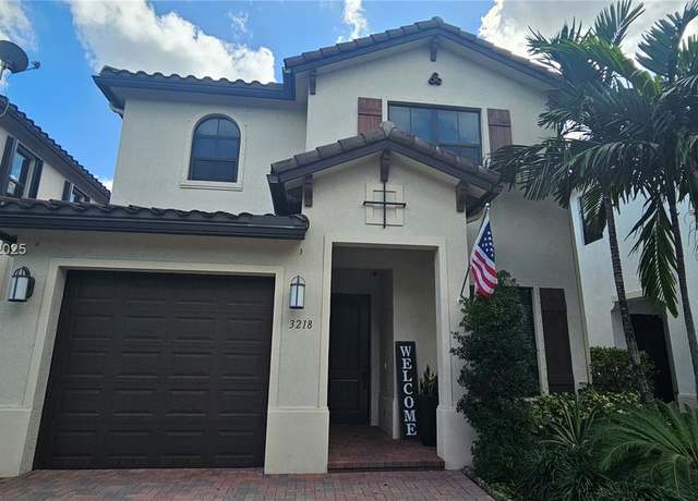 Property at 3218 W 97th Ter, Hialeah, FL 33018, 5 beds, 3.5 baths