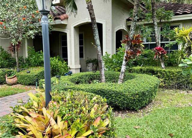 Property at 2101 NW 15th Ter, Homestead, FL 33030, 4 beds, 2 baths
