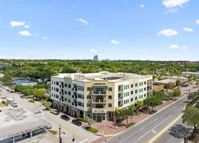 Property at 4100 SW 64th Ave #202, Davie, FL 33314, 2 beds, 2 baths