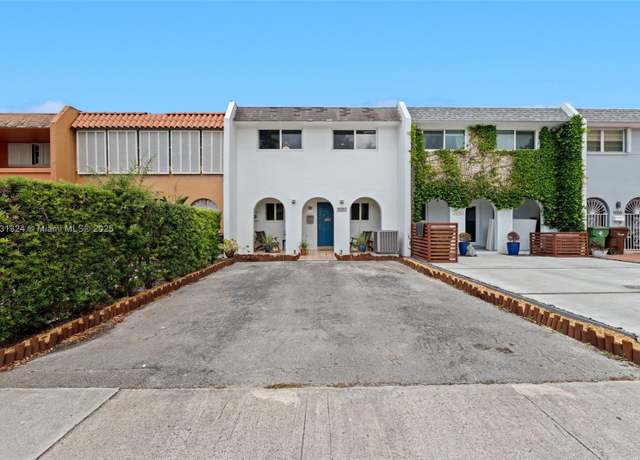 Property at 7030 W 2nd Ct, Hialeah, FL 33014, 3 beds, 2.5 baths