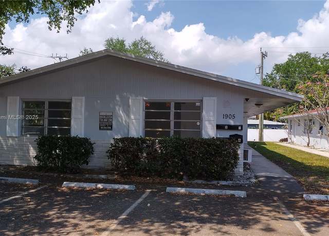 Property at 1905 Miami Rd, Fort Lauderdale, FL 33316, 12 beds, 10 baths